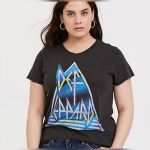 Torrid Def Leppard Shirt NWT 2